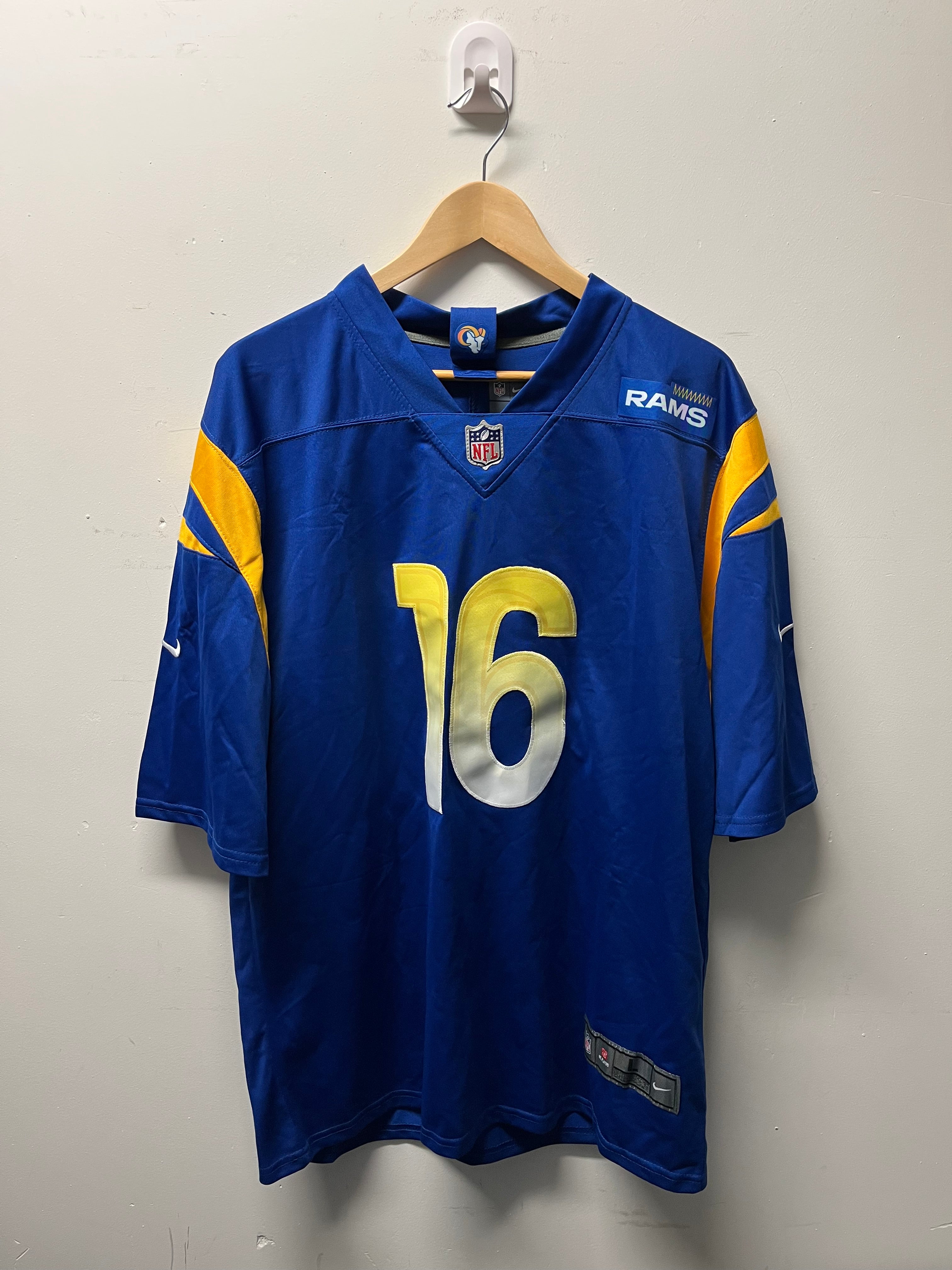 Nike Los Angeles Rams #16 Goff NFL Jersey (Large)